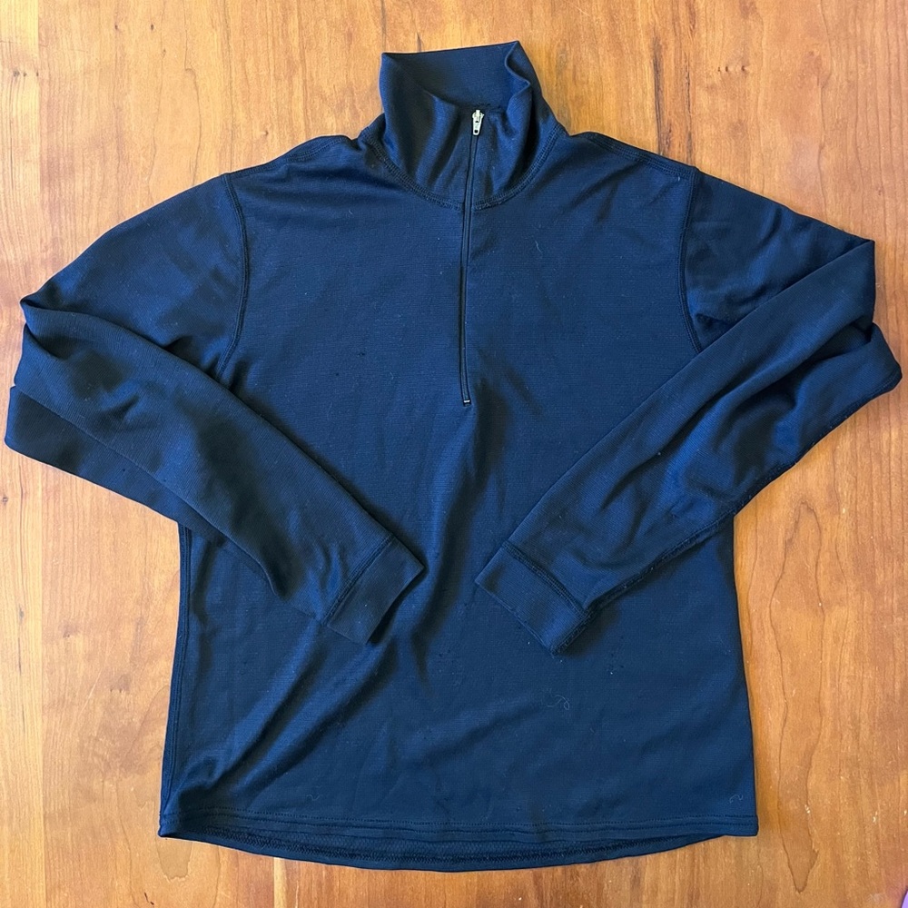 Women's Patagonia black capilene half -zip top XS
